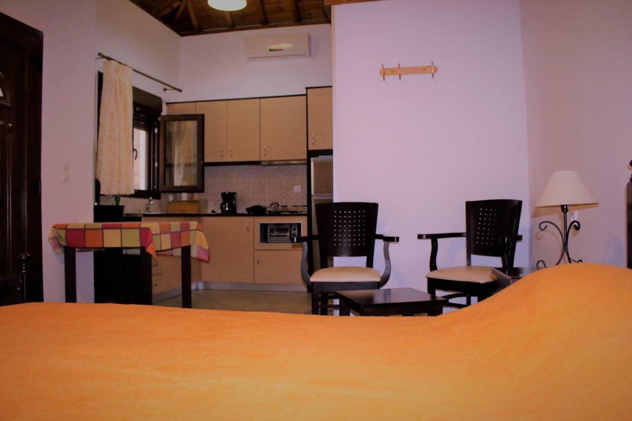 Nadia Apartments 米蒂姆纳 外观 照片